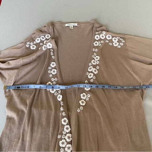 Coldwater Creek Embroidered Open Front Tan Cotton Cardigan Sweater
Size Large - Picture 6 of 9